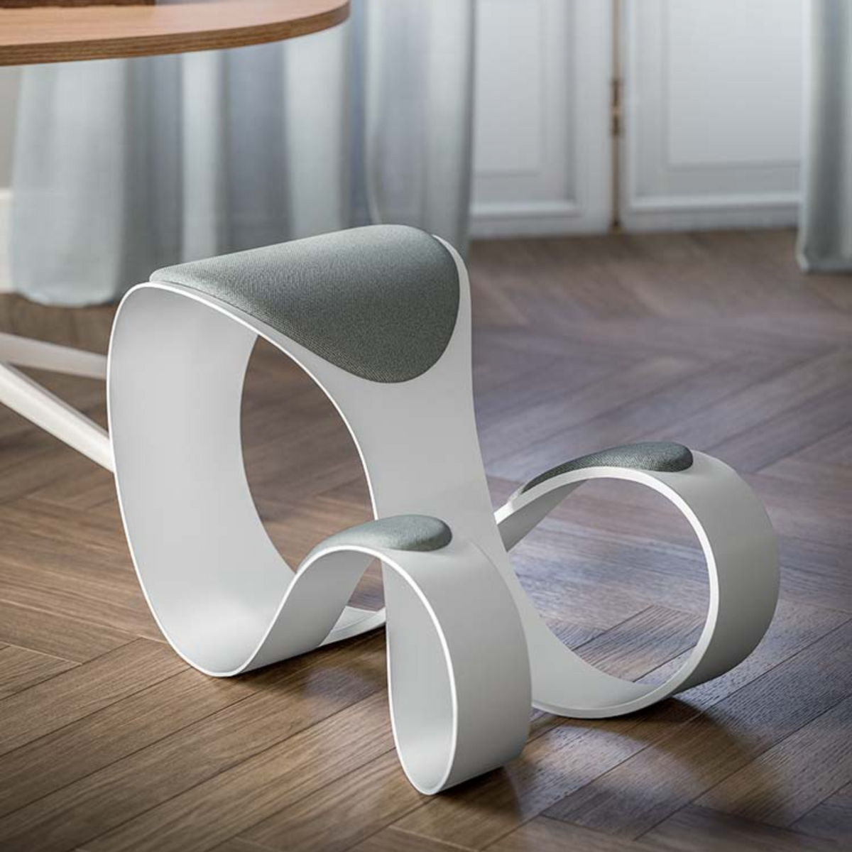 Chaise ergonomique, siège futuriste, chaise design, nouveau siège ergonomique